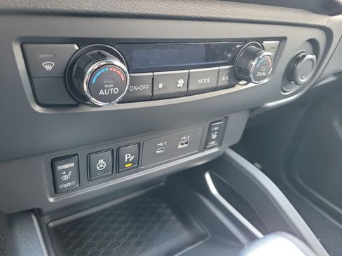 New 2026 Nissan Frontier SV image 29