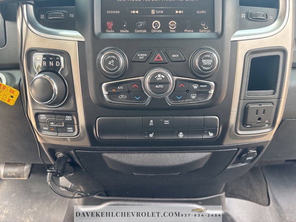 Used 2015 RAM 1500 Big Horn AWD/4WD image 70