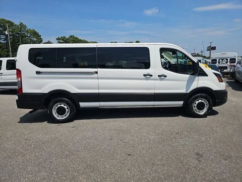 Used 2022 Ford Transit 350 XL RWD image 11