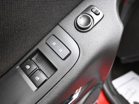 Used 2015 Chevrolet Camaro LT w/ 1LT Preferred Package RWD image 11