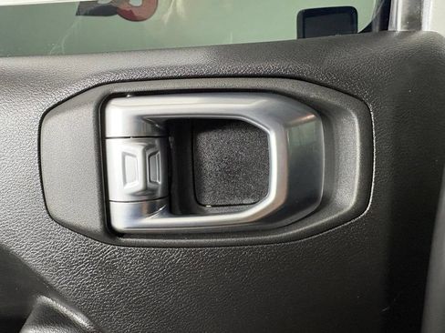 Used 2023 Jeep Wrangler Unlimited Sport AWD/4WD image 41