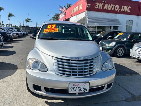 Used 2007 Chrysler PT Cruiser FWD image 3