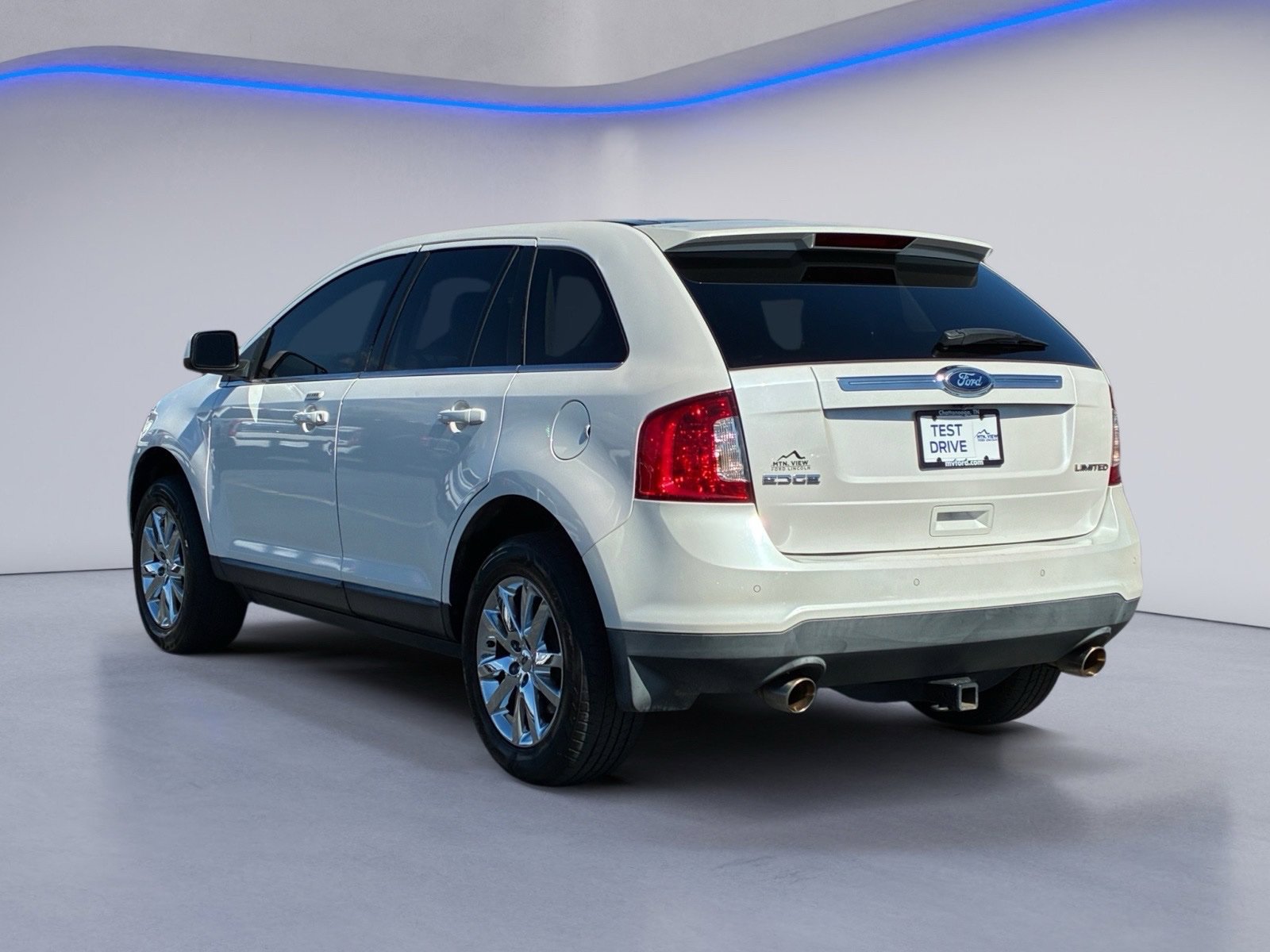 Used 2011 Ford Edge Limited w/ 302A Rapid Spec Order Code FWD image 3