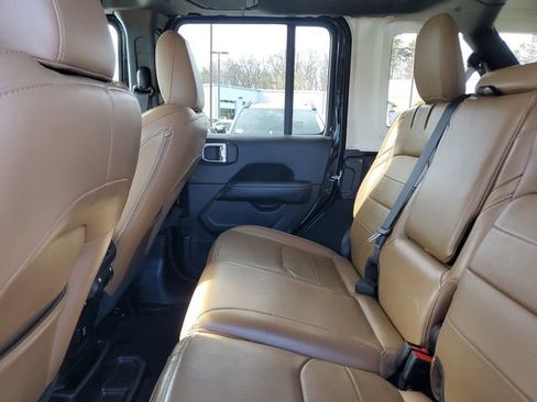 Certified 2023 Jeep Wrangler Unlimited Sahara image 13