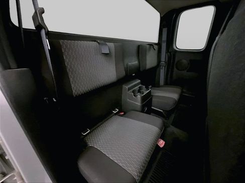 Used 2012 Chevrolet Colorado LT RWD image 27