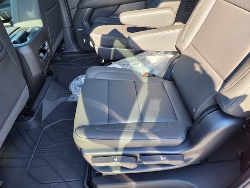 New 2026 Chevrolet Suburban LT w/ Comfort Package image 14