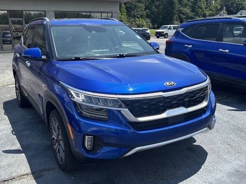 Used 2021 Kia Seltos SX w/ SX Sunroof Package AWD/4WD image 6
