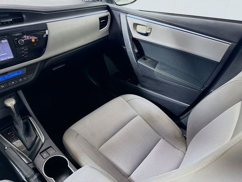 Used 2014 Toyota Corolla LE image 20