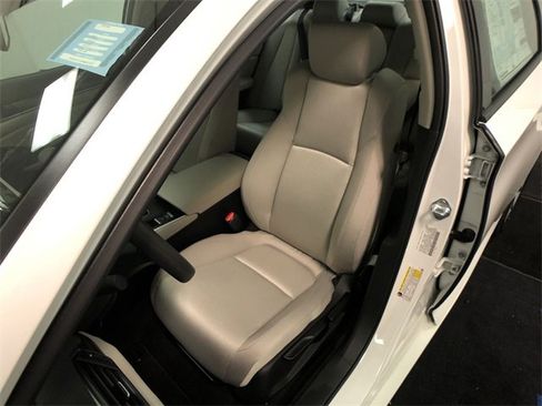 Used 2021 Honda Accord LX image 11