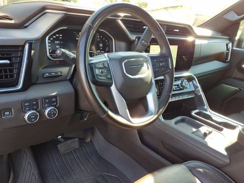 Used 2024 GMC Sierra 2500 Denali w/ Denali Reserve Package image 15
