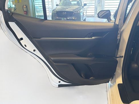 Used 2020 Toyota Camry XSE image 26