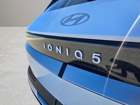 New 2026 Hyundai Ioniq 5 SEL AWD/4WD image 10