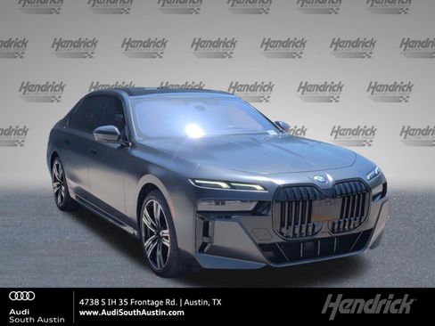 Used 2023 BMW 760i xDrive AWD/4WD image 1
