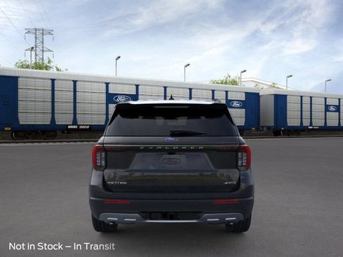 New 2026 Ford Explorer Active w/ Active Comfort Package AWD/4WD image 5