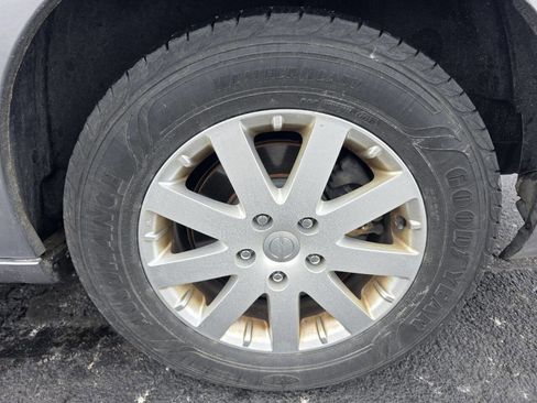 Used 2016 Chrysler Town & Country Touring image 26