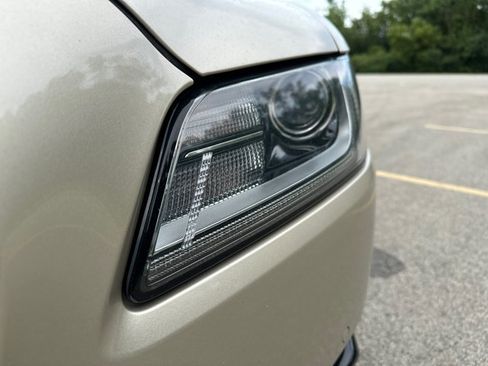 Used 2017 Lincoln Continental Reserve w/ Climate Package image 11