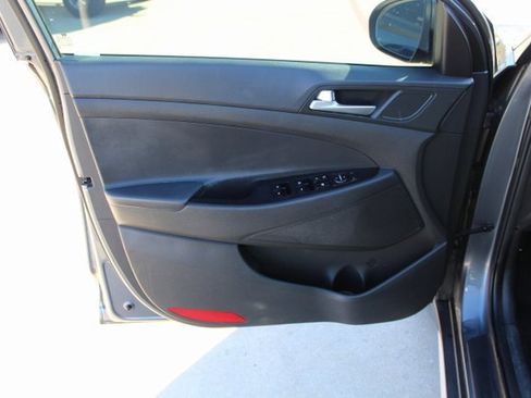 Used 2019 Hyundai Tucson SEL image 13