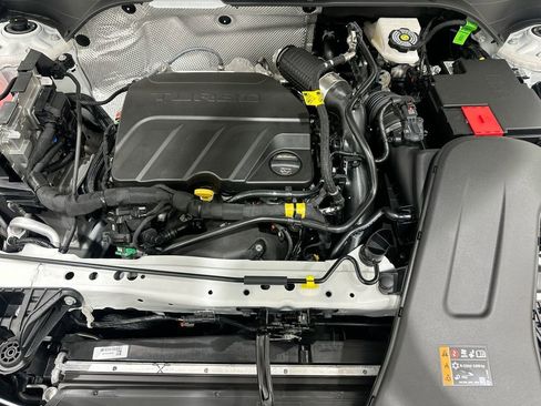 New 2026 Buick Envista Sport Touring w/ Convenience I Package FWD image 9