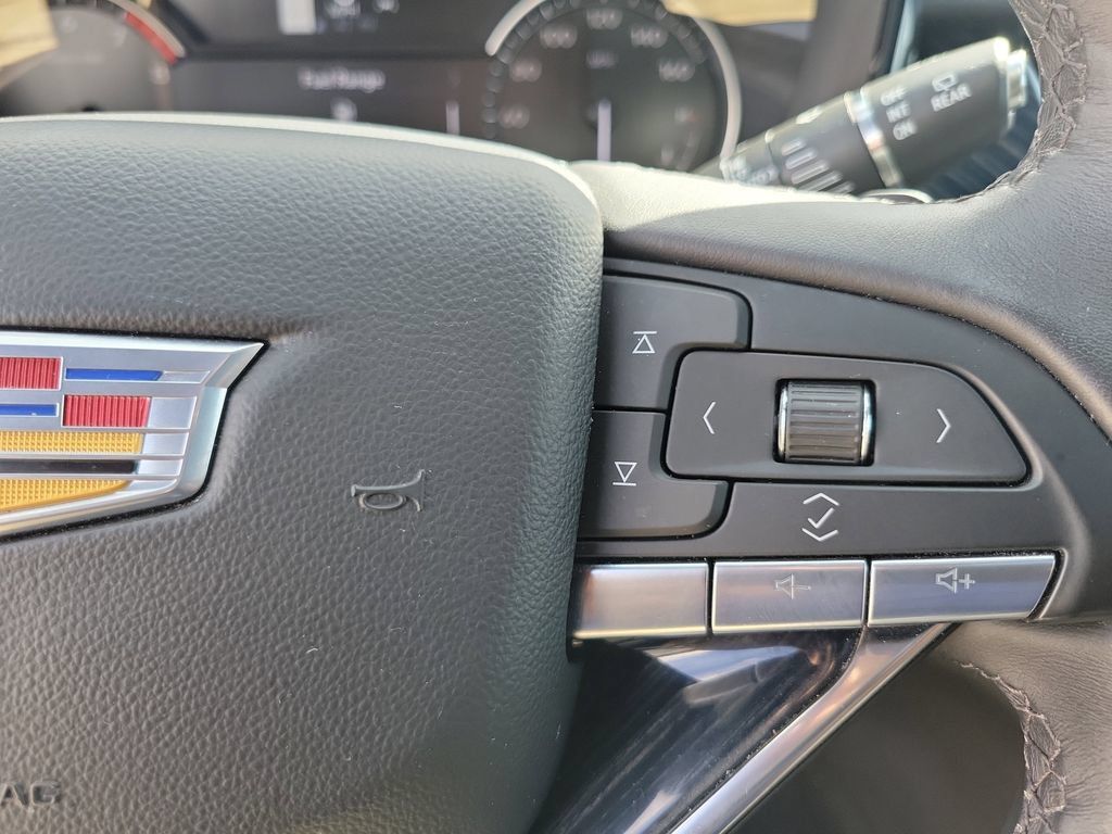 Used 2024 Cadillac XT6 Premium Luxury AWD/4WD image 26