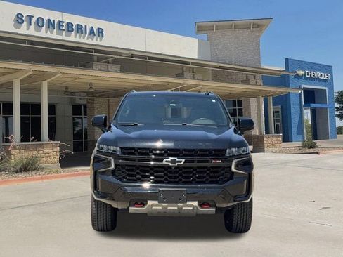 Used 2024 Chevrolet Tahoe Z71 w/ Luxury Package AWD/4WD image 9