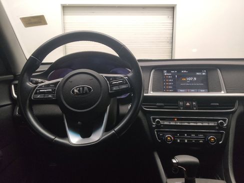 Used 2019 Kia Optima S image 22