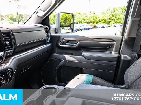 Used 2025 Chevrolet Silverado 2500 LT w/ Convenience Package AWD/4WD image 42