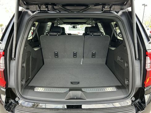 Used 2026 GMC Yukon XL Denali w/ Sun & Power Step Package image 27