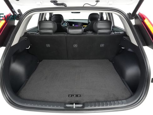 Used 2024 Kia Niro Wave w/ Wave Preserve Package FWD image 8