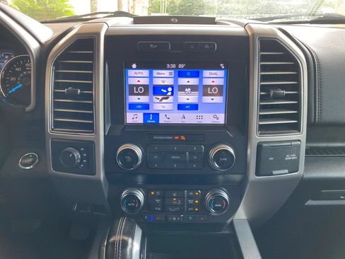 Used 2019 Ford F150 Platinum AWD/4WD image 26
