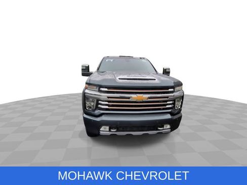 Used 2020 Chevrolet Silverado 2500 High Country w/ Technology Package AWD/4WD image 3