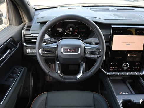 New 2026 GMC Acadia AT4 AWD/4WD image 9