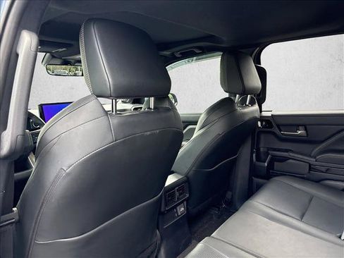 Used 2025 Toyota 4Runner Limited RWD image 21
