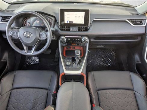 Used 2024 Toyota RAV4 Adventure image 17