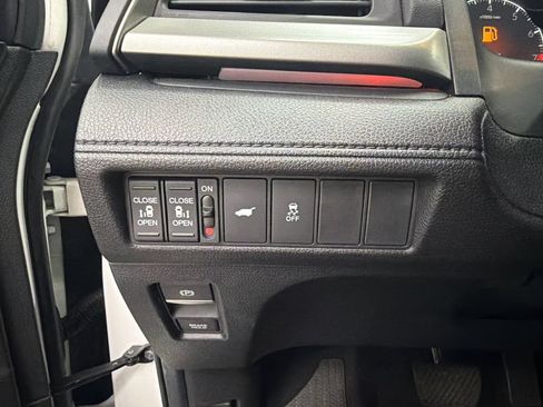Used 2025 Honda Odyssey Sport-L image 34