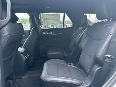 New 2026 Ford Explorer ST w/ Sun And Sound Package image 11