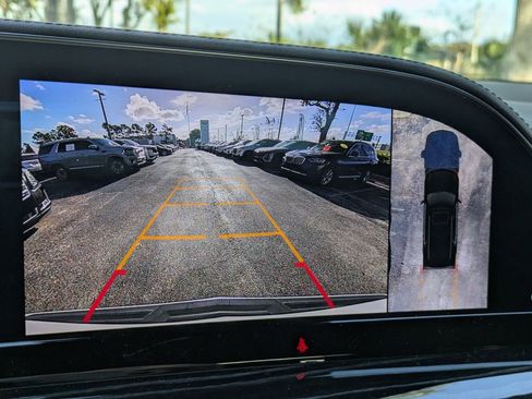 Used 2022 Cadillac Escalade ESV Sport w/ Touring Package image 26