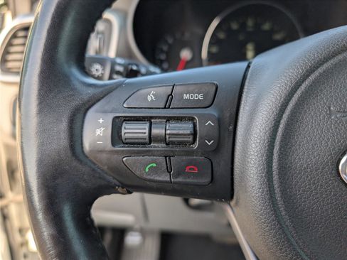 Used 2017 Kia Sorento SX FWD image 25