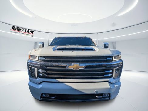 Used 2023 Chevrolet Silverado 2500 High Country w/ Z71 Off-Road Package image 6
