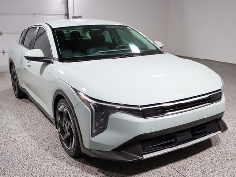 Used 2025 Kia K4 EX FWD image 5