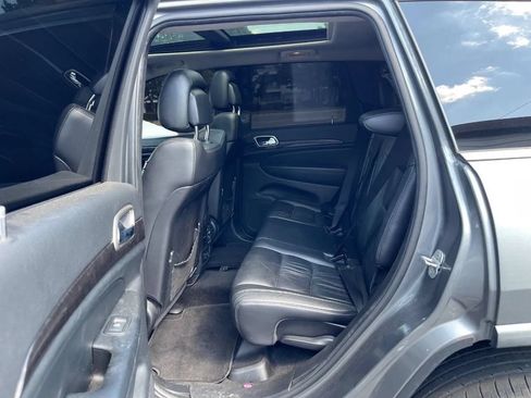 Used 2012 Jeep Grand Cherokee Laredo AWD/4WD image 25