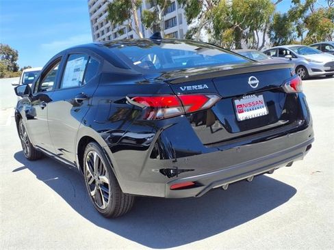 New 2025 Nissan Versa SR w/ Trunk Package image 10