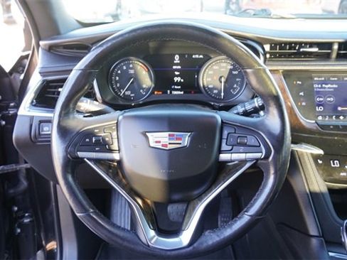 Used 2020 Cadillac XT6 Premium Luxury image 29