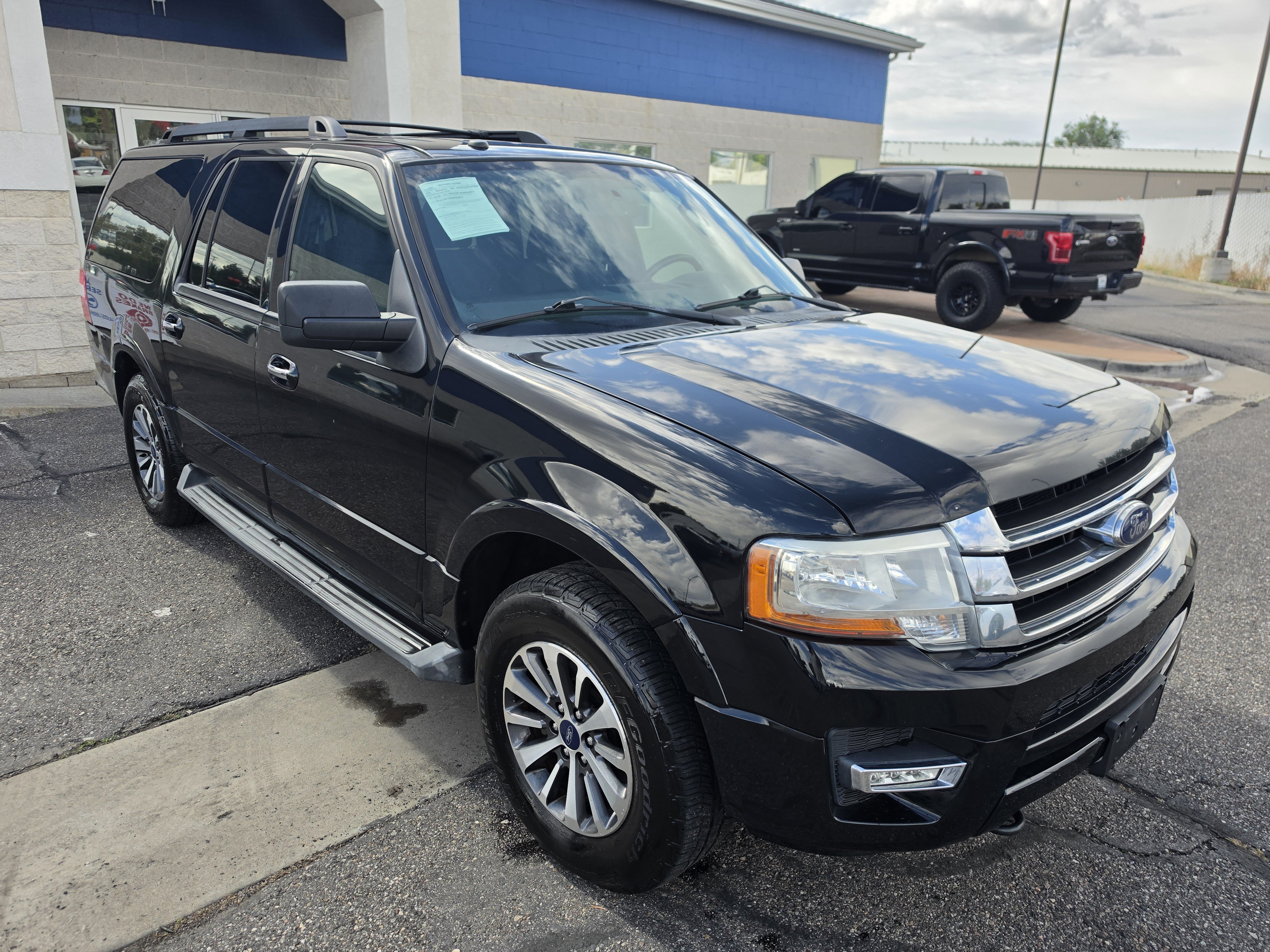 Used 2016 Ford Expedition EL XLT AWD/4WD image 9