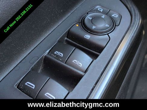 Used 2022 GMC Acadia SLT w/ Trailering Package AWD/4WD image 23