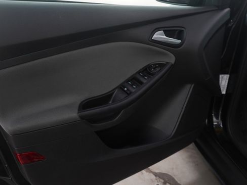 Used 2014 Ford Focus SE image 22