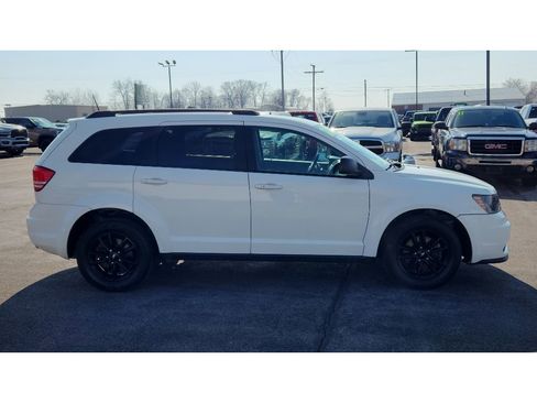 Used 2020 Dodge Journey SE w/ SE Popular Equipment Group image 5