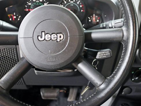Used 2008 Jeep Wrangler X AWD/4WD image 16