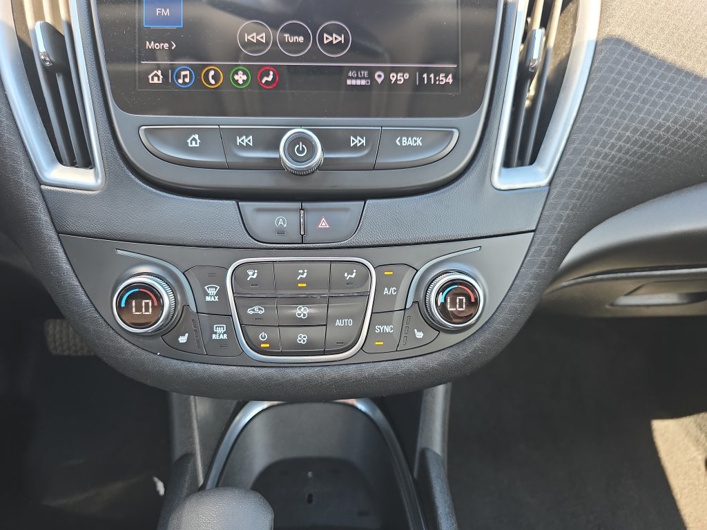 Used 2025 Chevrolet Malibu LT FWD image 25