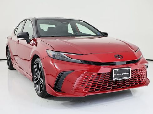 Used 2026 Toyota Camry XSE FWD image 9