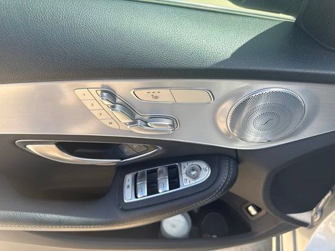 Used 2018 Mercedes-Benz C 300 Sedan image 11